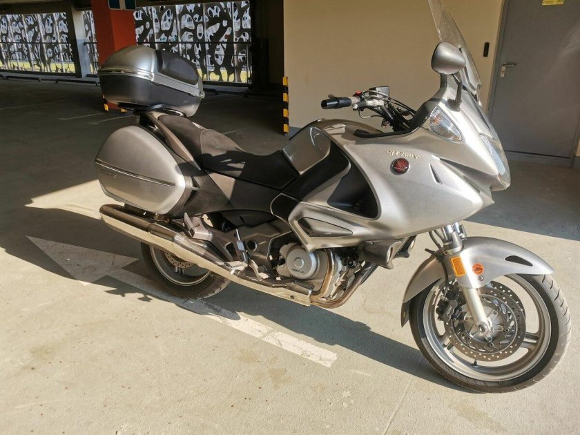Yamaha fjr1300as