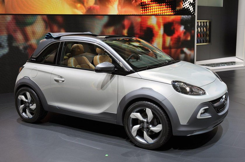 Opel Adam 2023