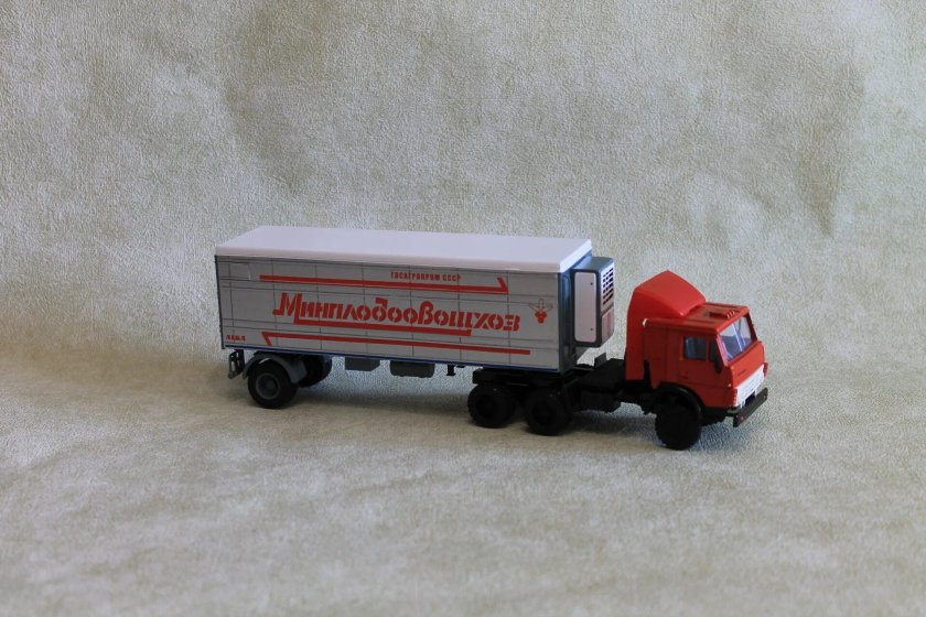 Полуприцеп Alka n12ch Минплодоовощхоз