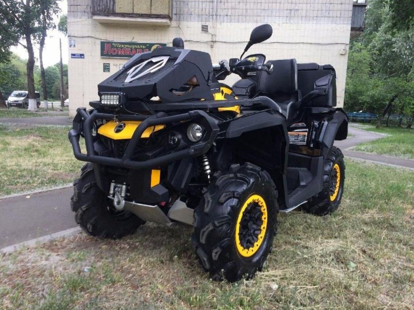 Квадроцикл BRP Outlander 1000