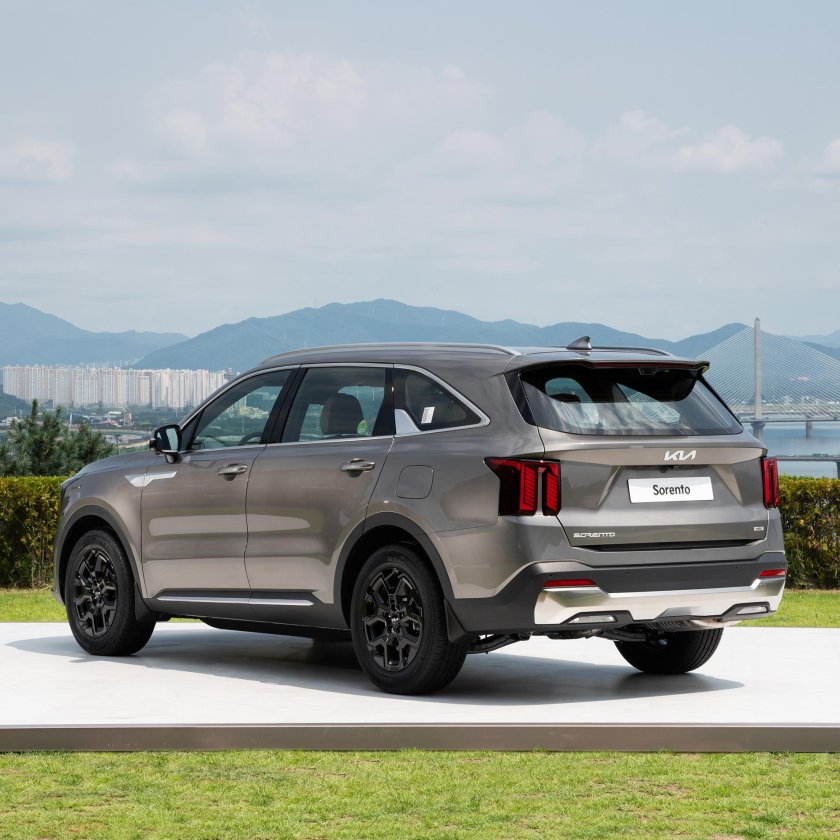Новый Kia Sorento 2024