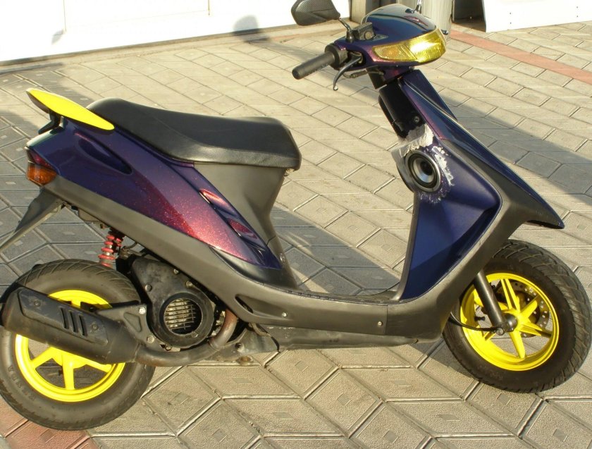 Скутер Honda Dio 27