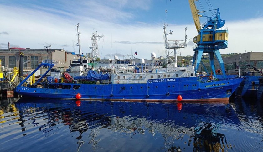 Судно Керн Мурманск