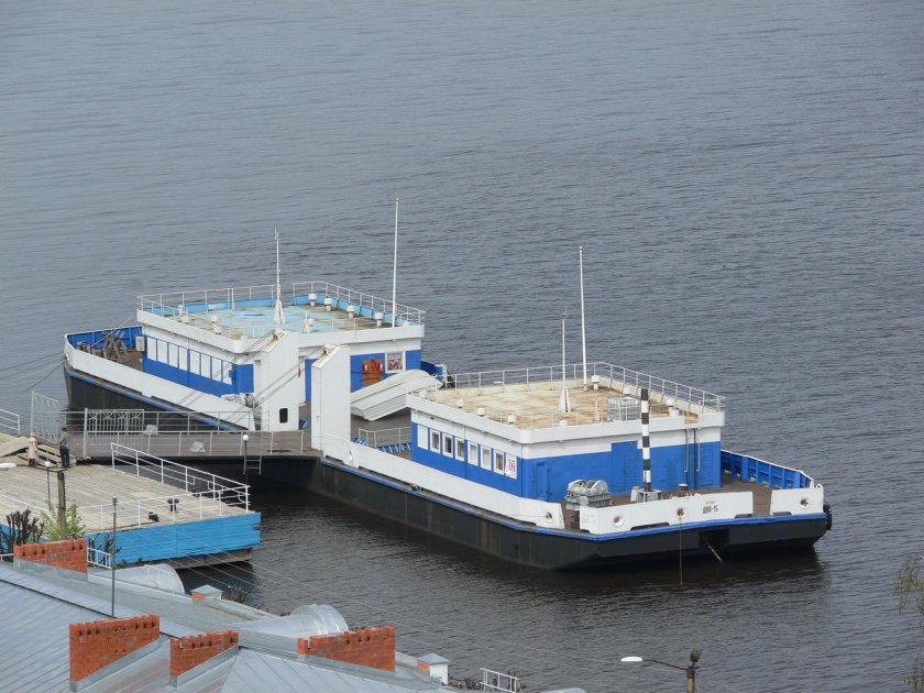 Дебаркадер Береговая охрана