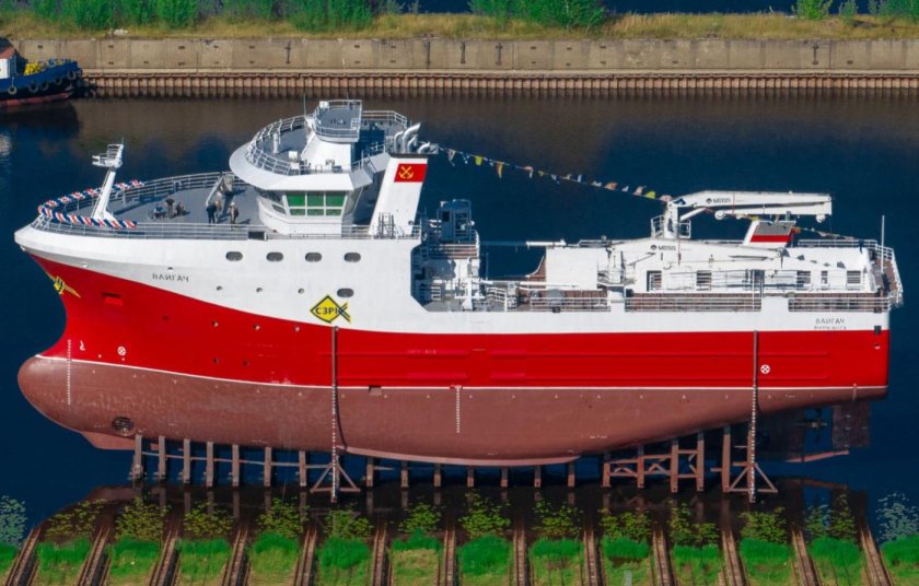 Краболов Вайгач судно