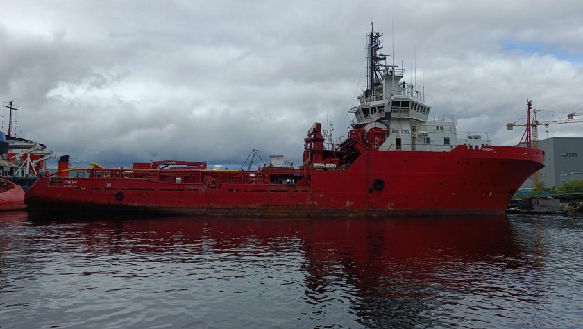 Судно UT 722 сивуч