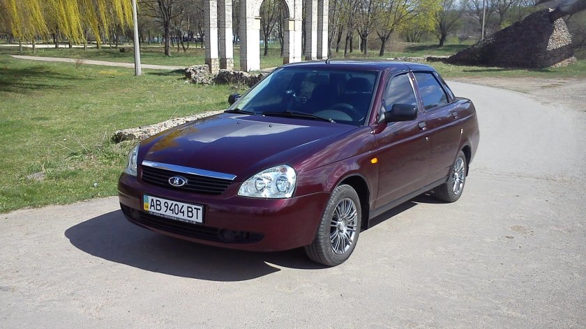 Лада Приора седан