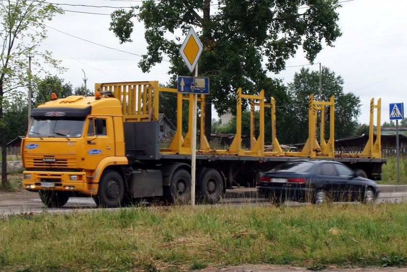 КАМАЗ 6460 лесовоз