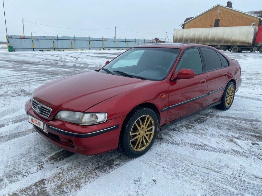 Хонда Аккорд 5 93 года вес машины