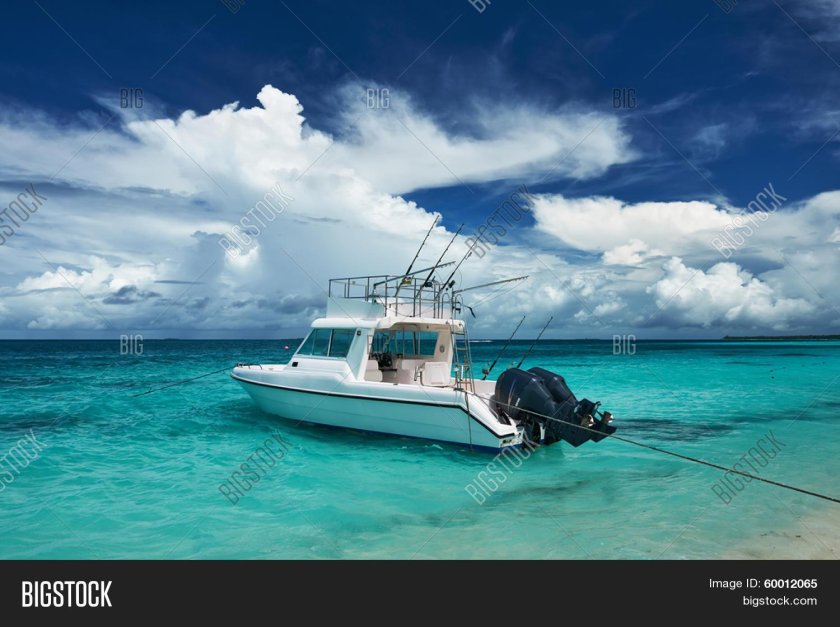 Мальдивы лодка