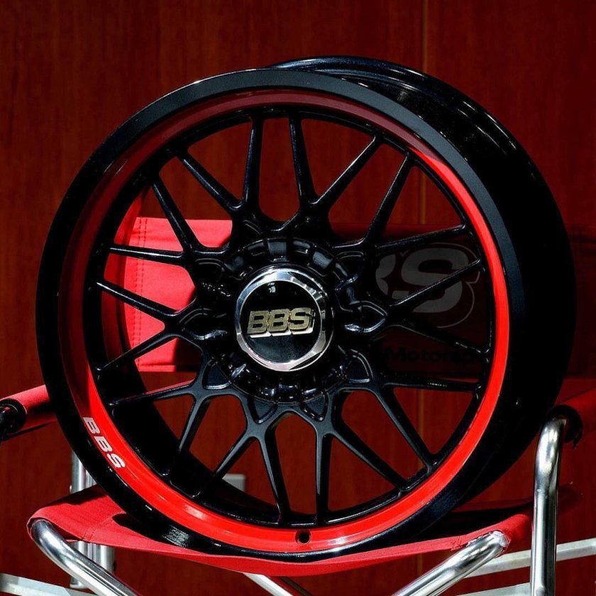 BBS красно-черные 22r Audi