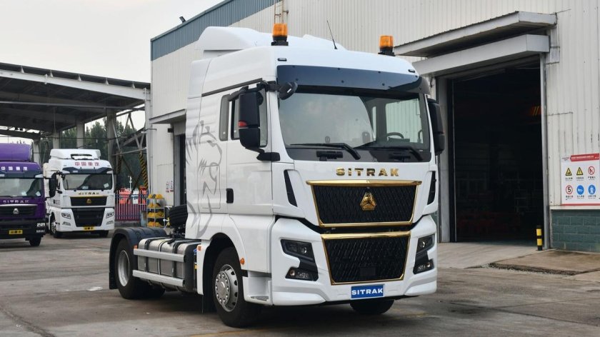 Седельный тягач Sitrak c7h 4x2