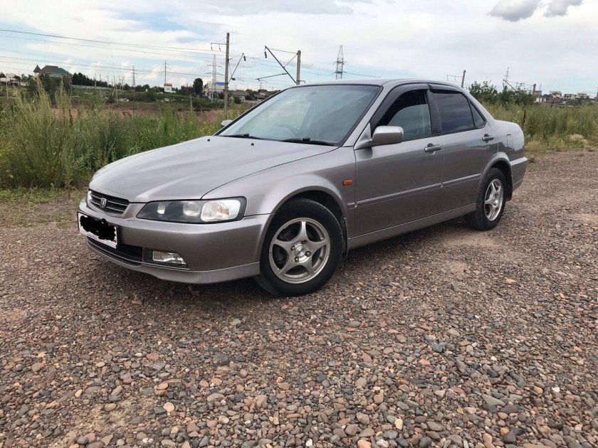 Хонда Аккорд 6 1999