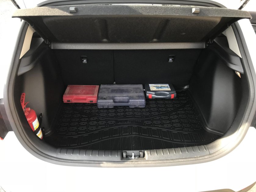 Киа Рио x лайн багажник