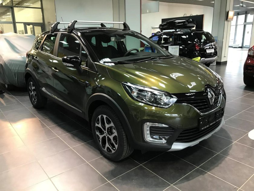 Рено Каптур зеленый