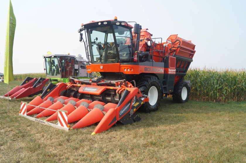 Комбайн кукурузоуборочный Бургон