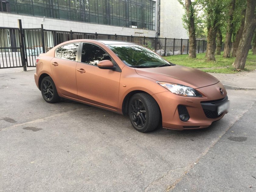 Мазда 3 2012 коричневая