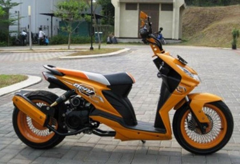 Honda Beat скутер