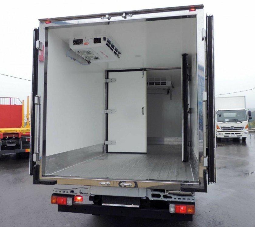 Фургон изотермический 37012а