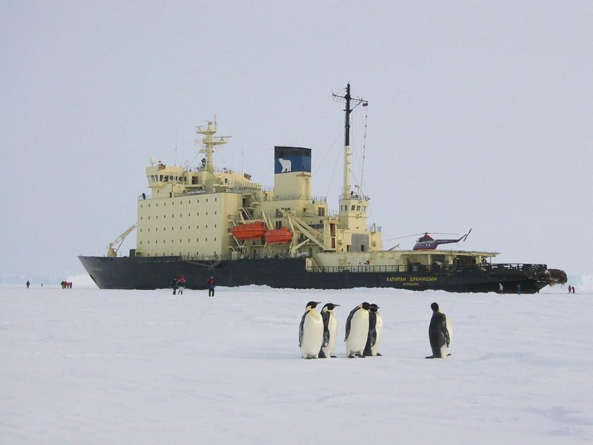 Ледокол Капитан Хлебников