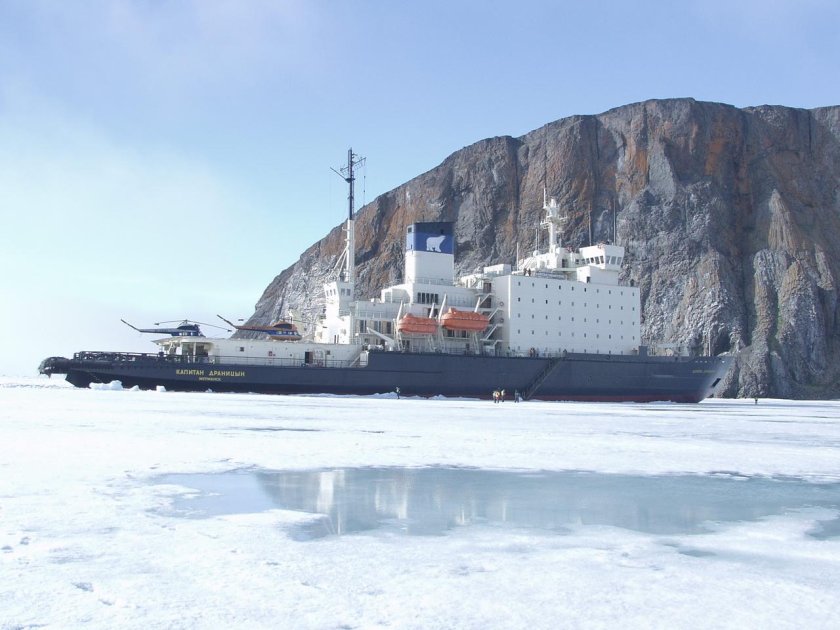 Альбом ледокол