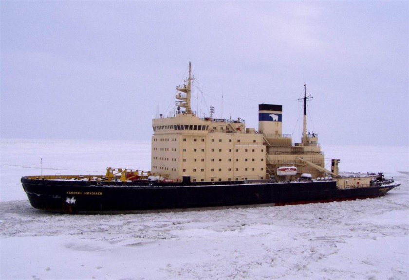 Капитан Николаев