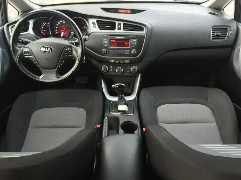 Киа СИД 1.6 автомат