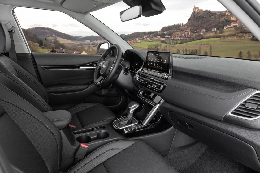 Киа Селтос 2022 салон