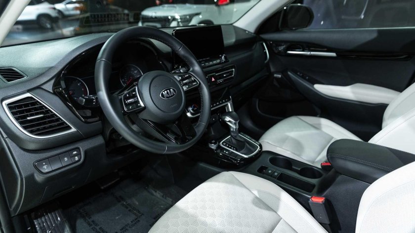 Kia Seltos 2021 салон