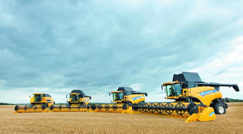 Комбайн Нью Холланд