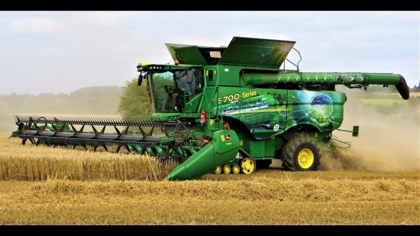 Комбайн Джон Дир