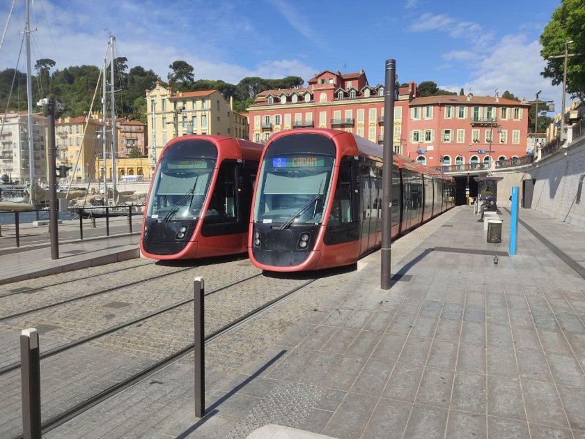 Ницца метро