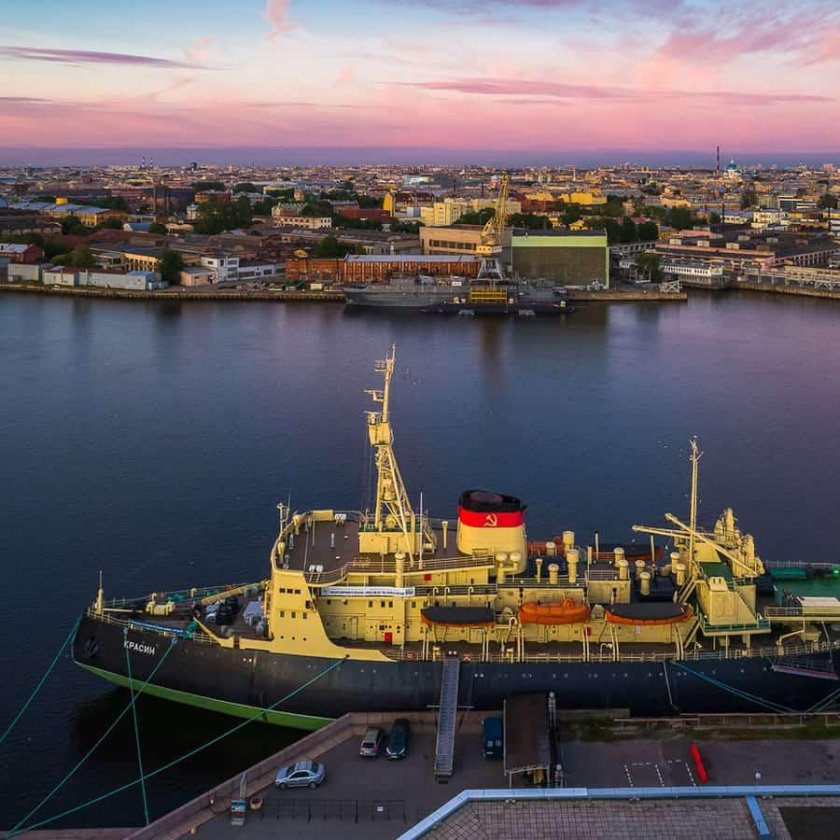 Ледокол Красин музей