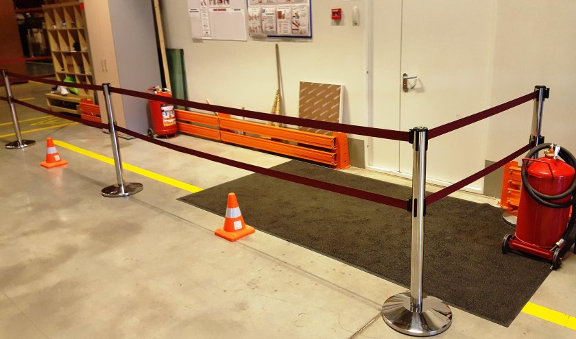 Стойка Barrier Belt 01 «Lux» с вытяжной лентой