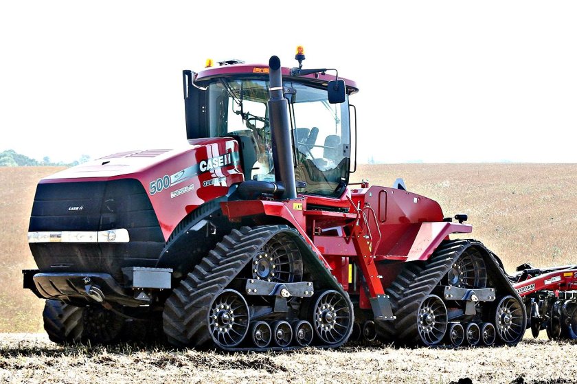 Трактор Case IH Quadtrac 500