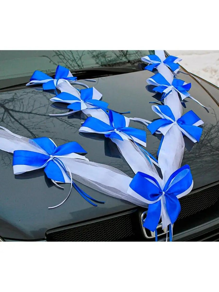 Ленточки на машину