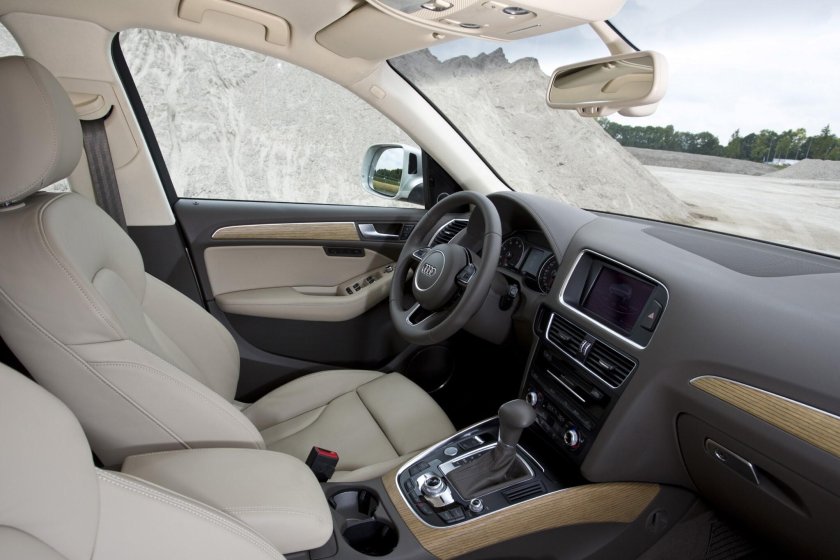 Ауди q5 салон
