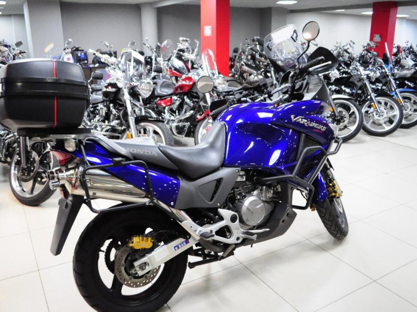 Honda xl1000v Varadero Adventures