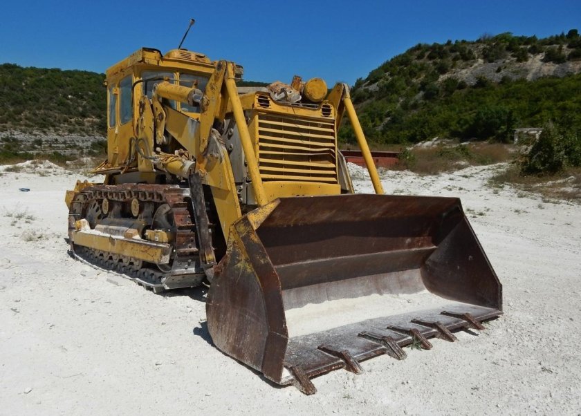 Т130 бульдозер ковш