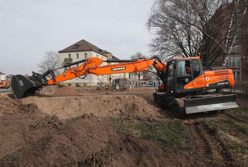 Экскаватор Doosan dx210