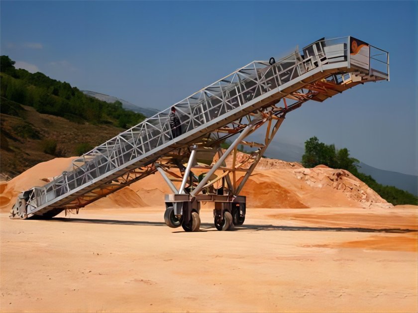 МЛК-1200 мобильный ленточный конвейер