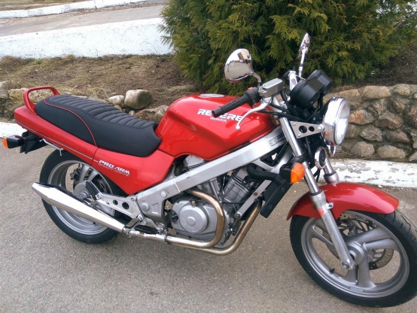 Honda Revere 650