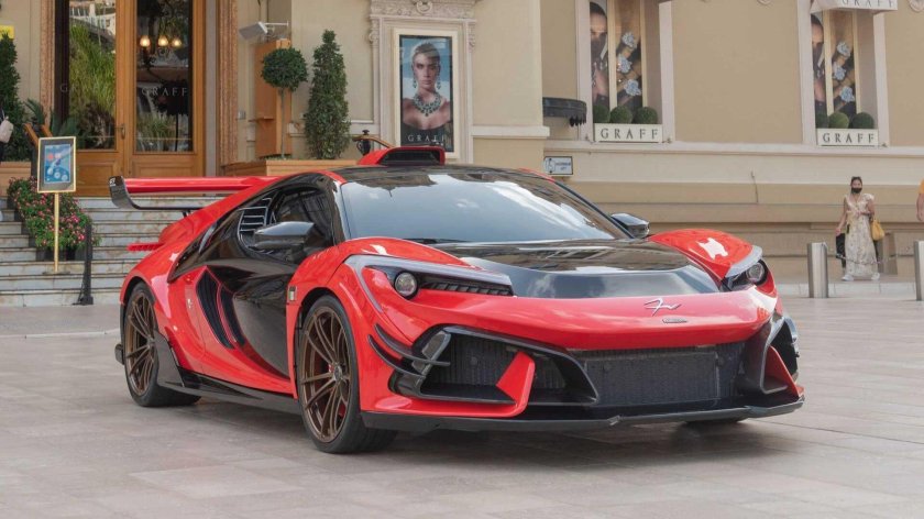 Итальянская машина спорткар
