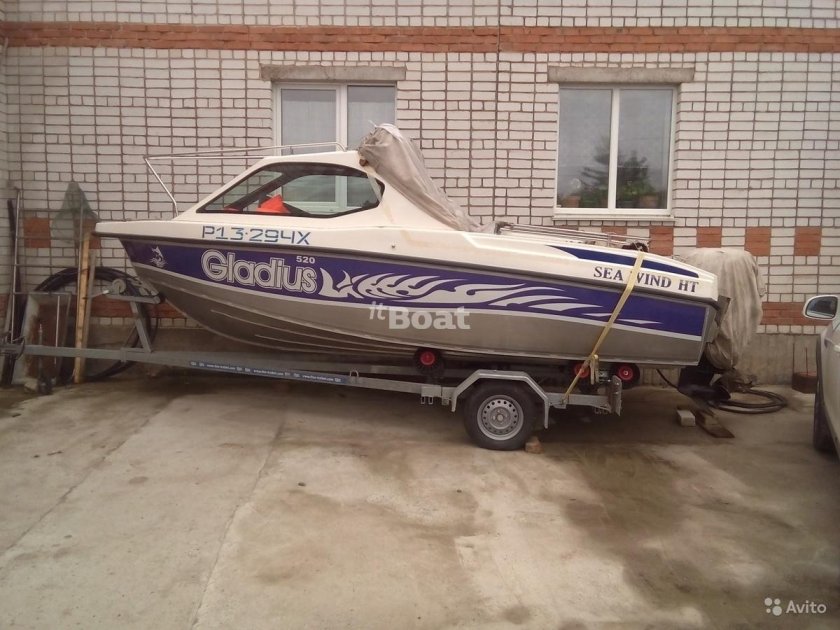Катер Гладиус 520