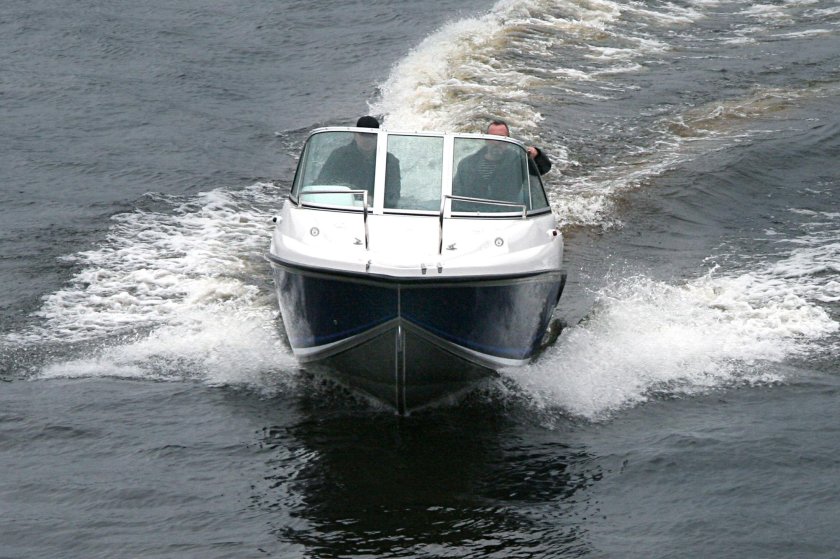 Катер Корвет 580