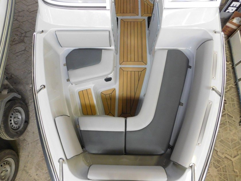 Бандит 520 катер