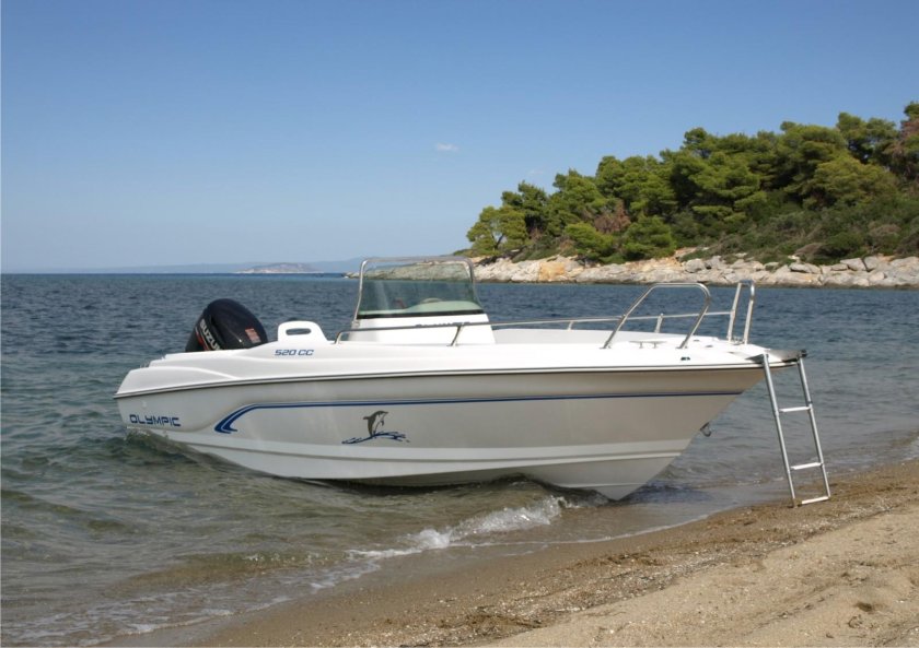 Яхта Олимпик