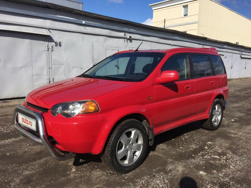 Honda HR V 2000 красная