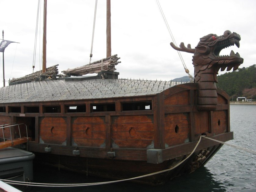 Черепаха корабль Кобуксон