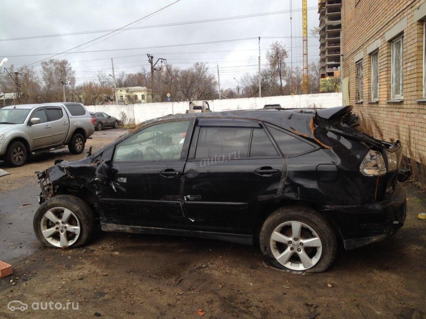 Лексус РХ 300 битый